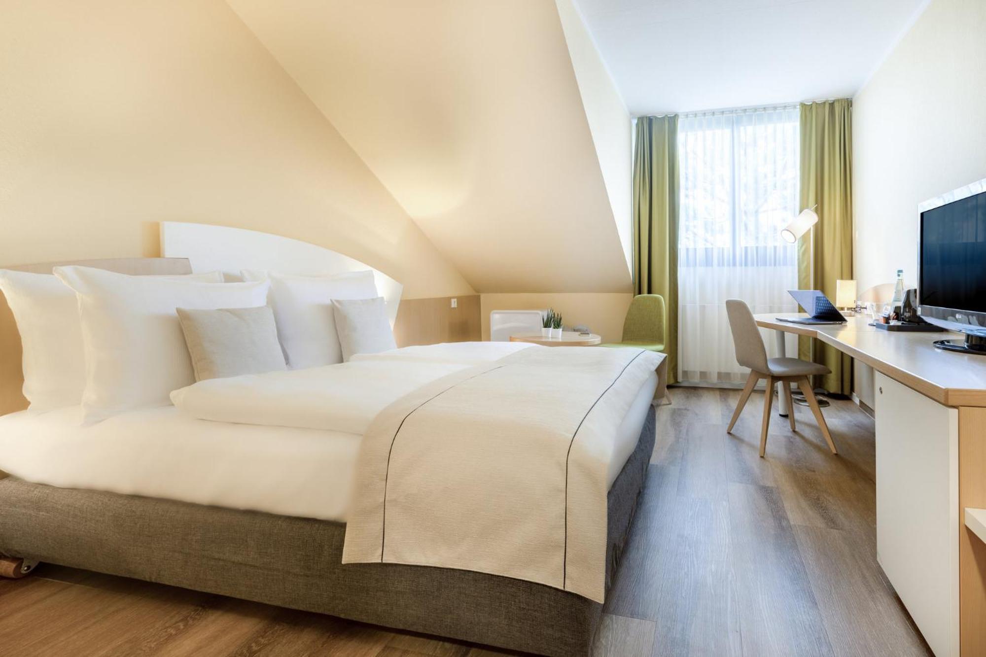 Select Hotel Erlangen Buitenkant foto